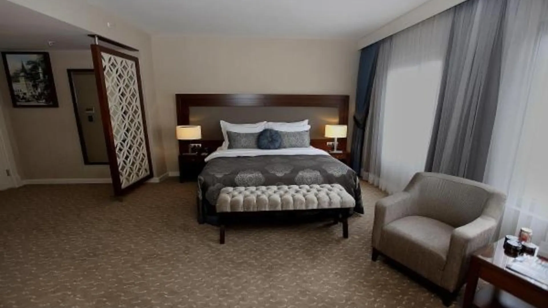 Miracle Istanbul Asia Airport Hotel & Spa 5*,  Turecko