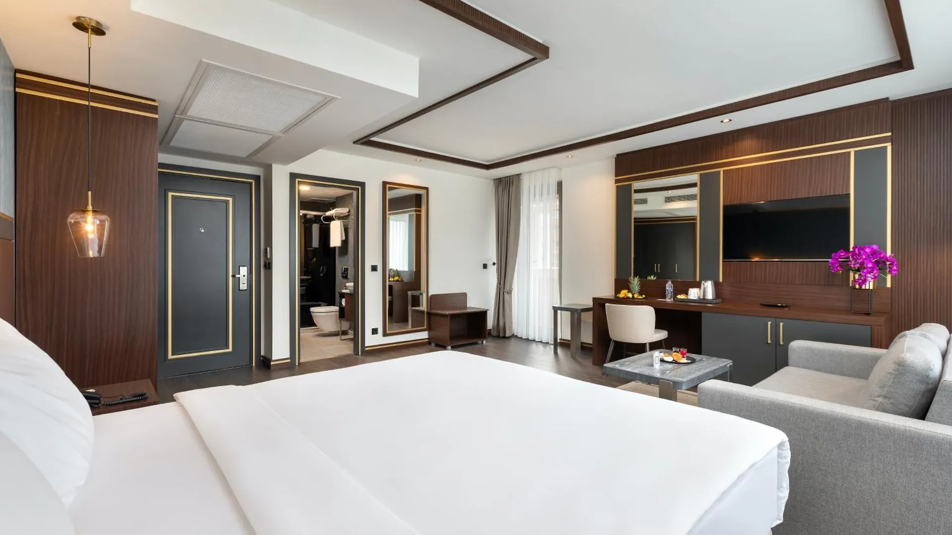 Miracle Istanbul Asia Airport Hotel & Spa